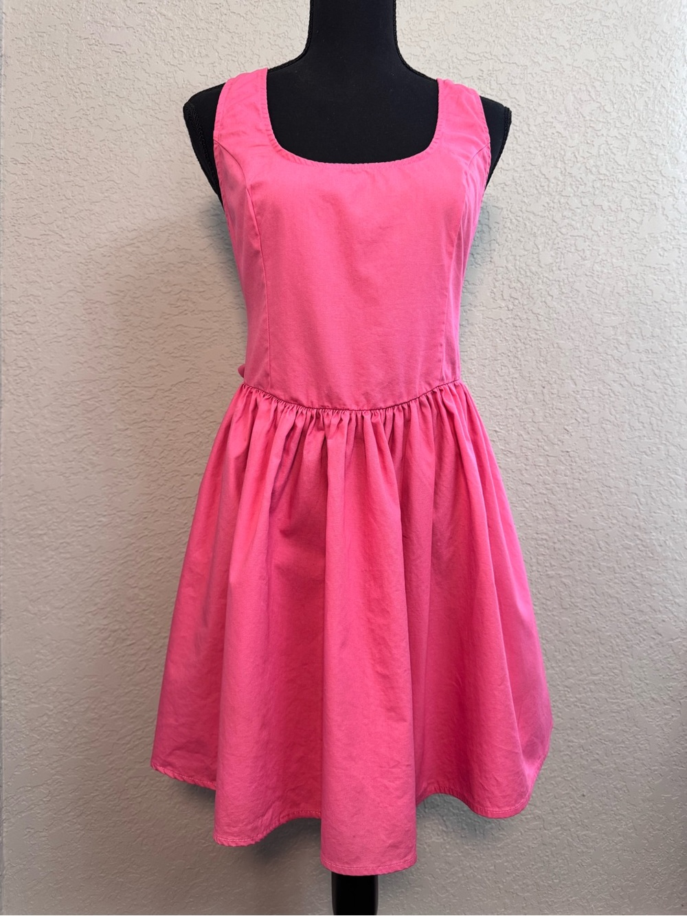 Forever 21 Hot Pink Sleeveless Fit-and-Flare Dress 100% Cotton 16’ Skirt